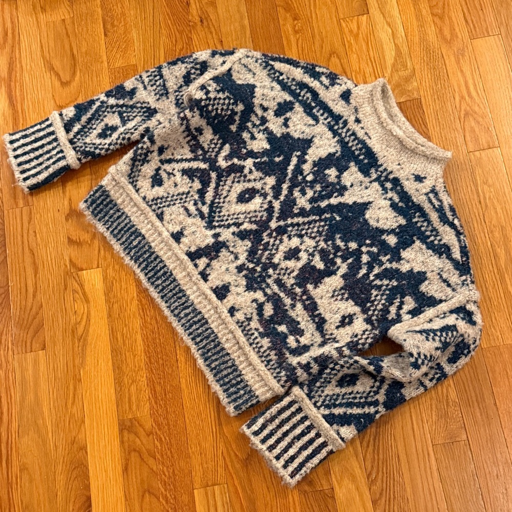 Pilcro Cream and Teal Patterned Crewneck Sweater - Picture 5 of 7